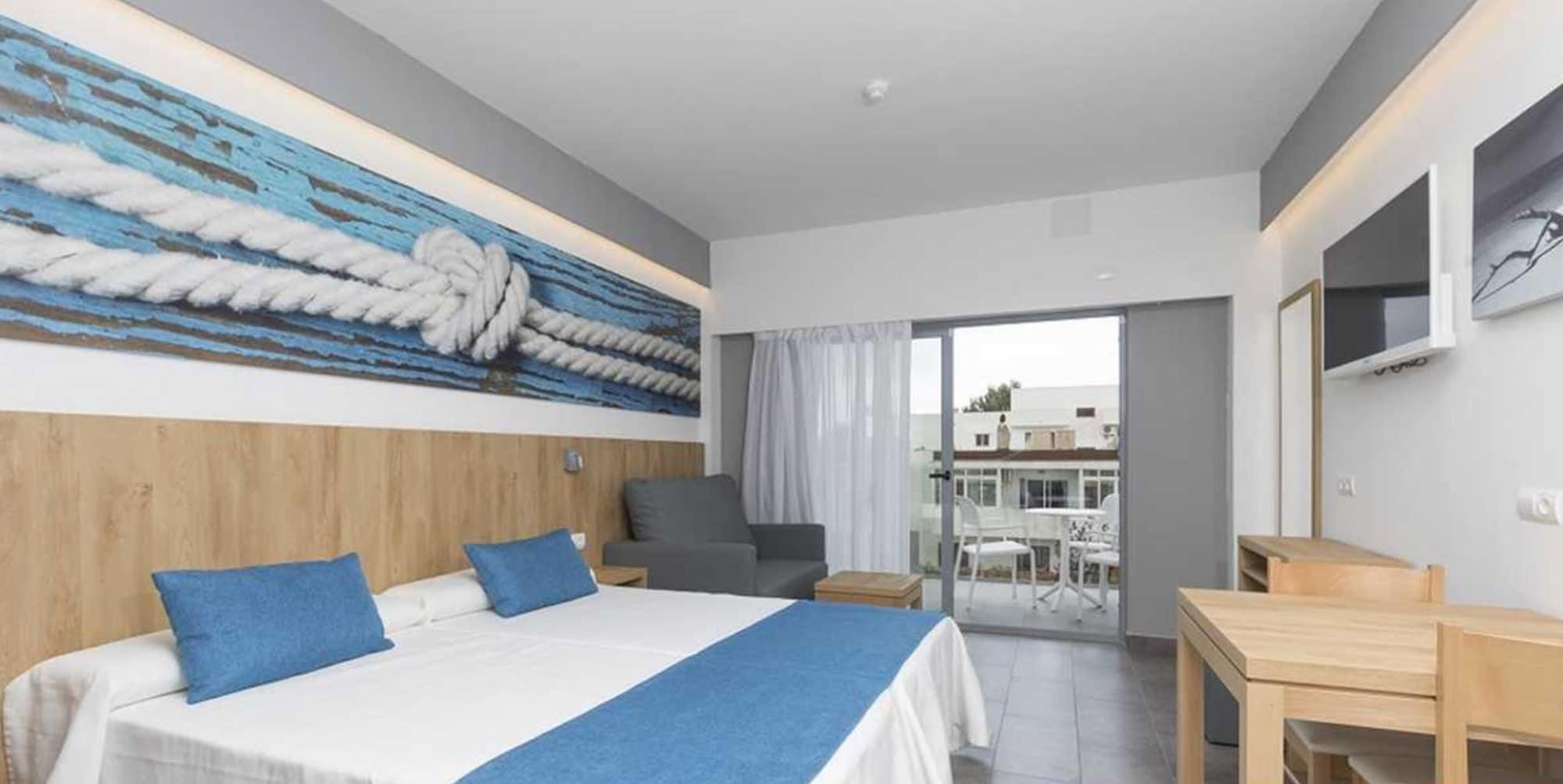 Casa Luis Apartments Santa Eularia des Riu Exterior photo